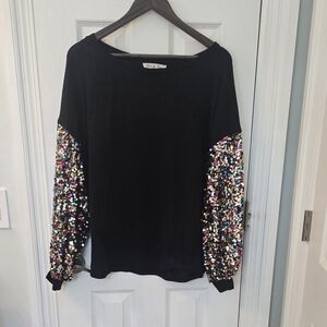Vine & Love Women's Black Sequin Sleeve Top, Size L (1205)